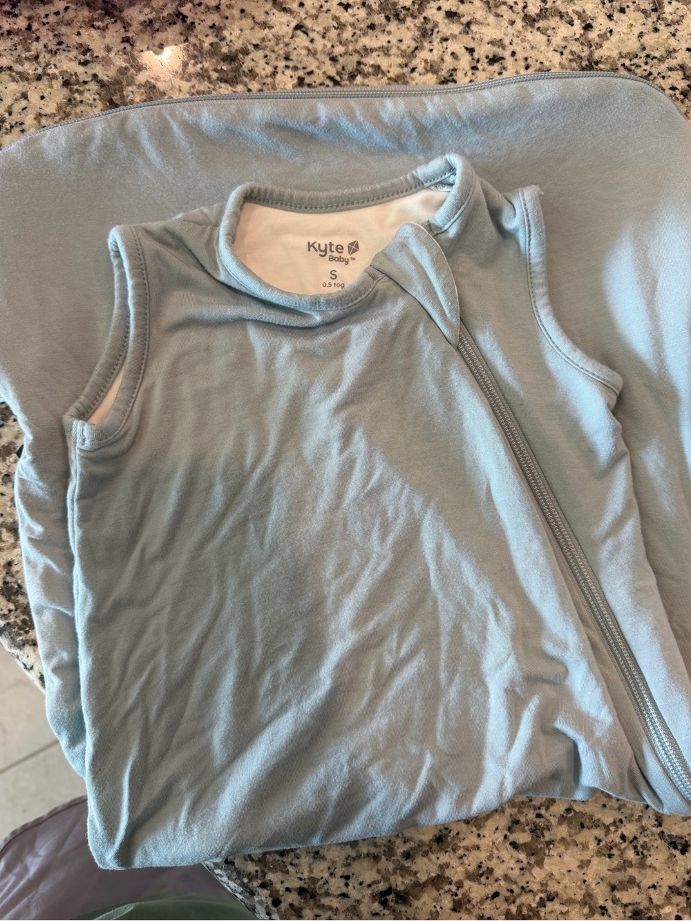 Kyte Baby Fog sleepsack - Picture 1 of 2